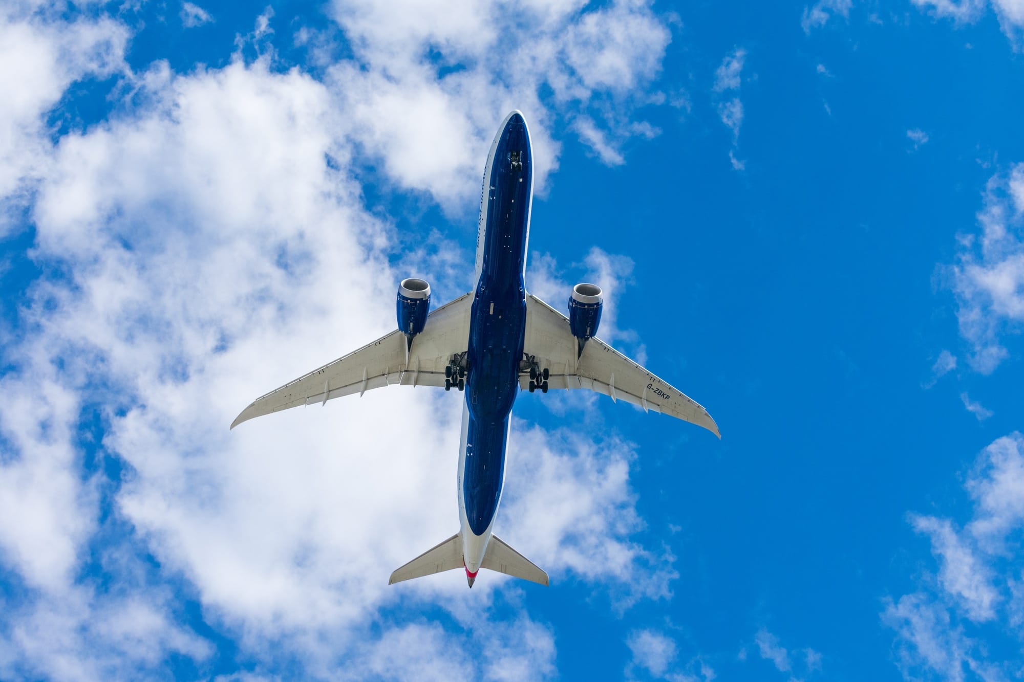 british-airways-swot-analysis-strengths British Airways aircraft preparing for landing