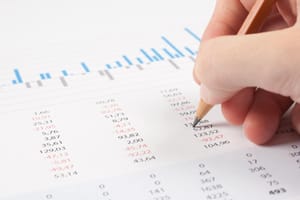 Horizontal Analysis: Analyzing Financial Trends for Future Ready Businesses