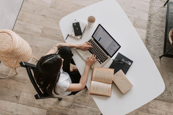 Is EssayPro the Best Paper Writing Service & Why Do Students Love It So Much?