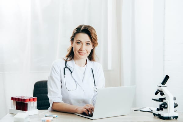 SWOT Analysis in Healthcare: 4 Easy Steps and 6 Rules