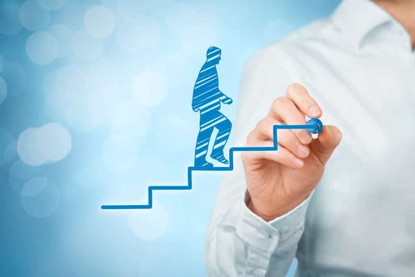 How SWOT Analysis in Personal Development Helps You Build Self-Confidence