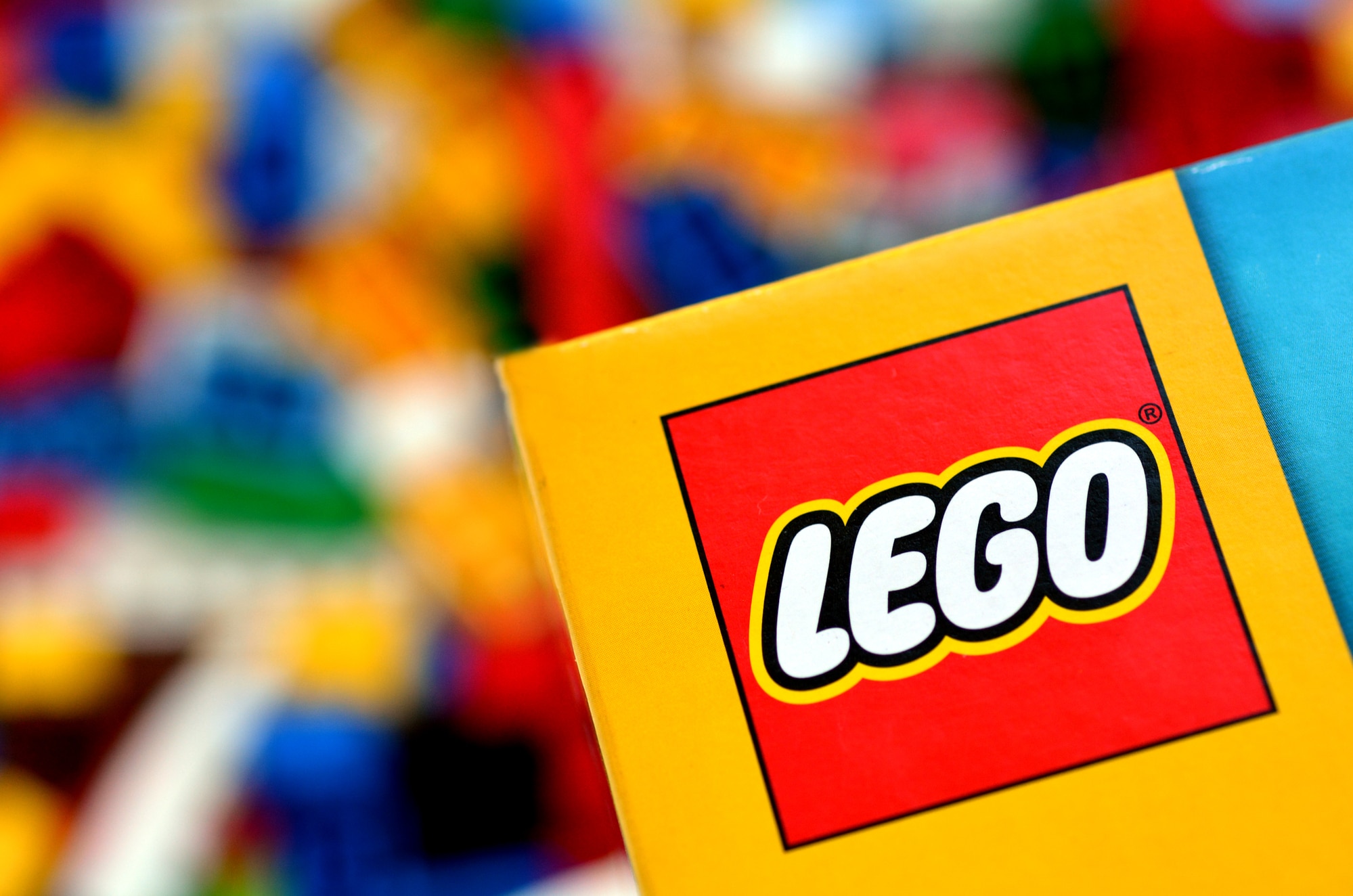 strubehoved Stranden Tung lastbil Lego SWOT Analysis 2021: Building Blocks of Success